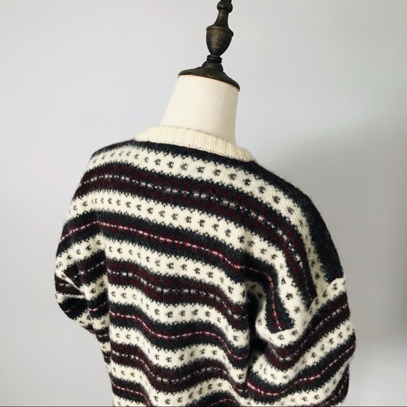 Vintage Shetland Wool Fair Isle Sweater | Made in Hong Kong - Picture 8 of 15